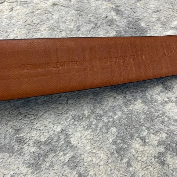 NWT Boconi Dark Brown Genuine Leather Belt Chrome Hardware Sz 42 - Picture 9 of 11